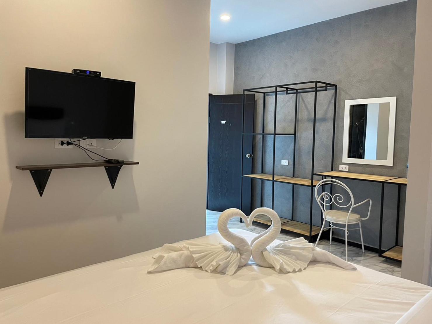 Terminal 58 호텔 Ban Mut Dok Khao 외부 사진
